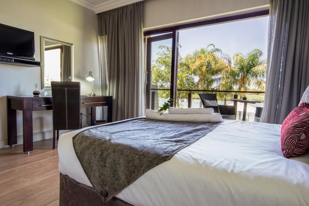 River Place Manor Ъпингтън Екстериор снимка