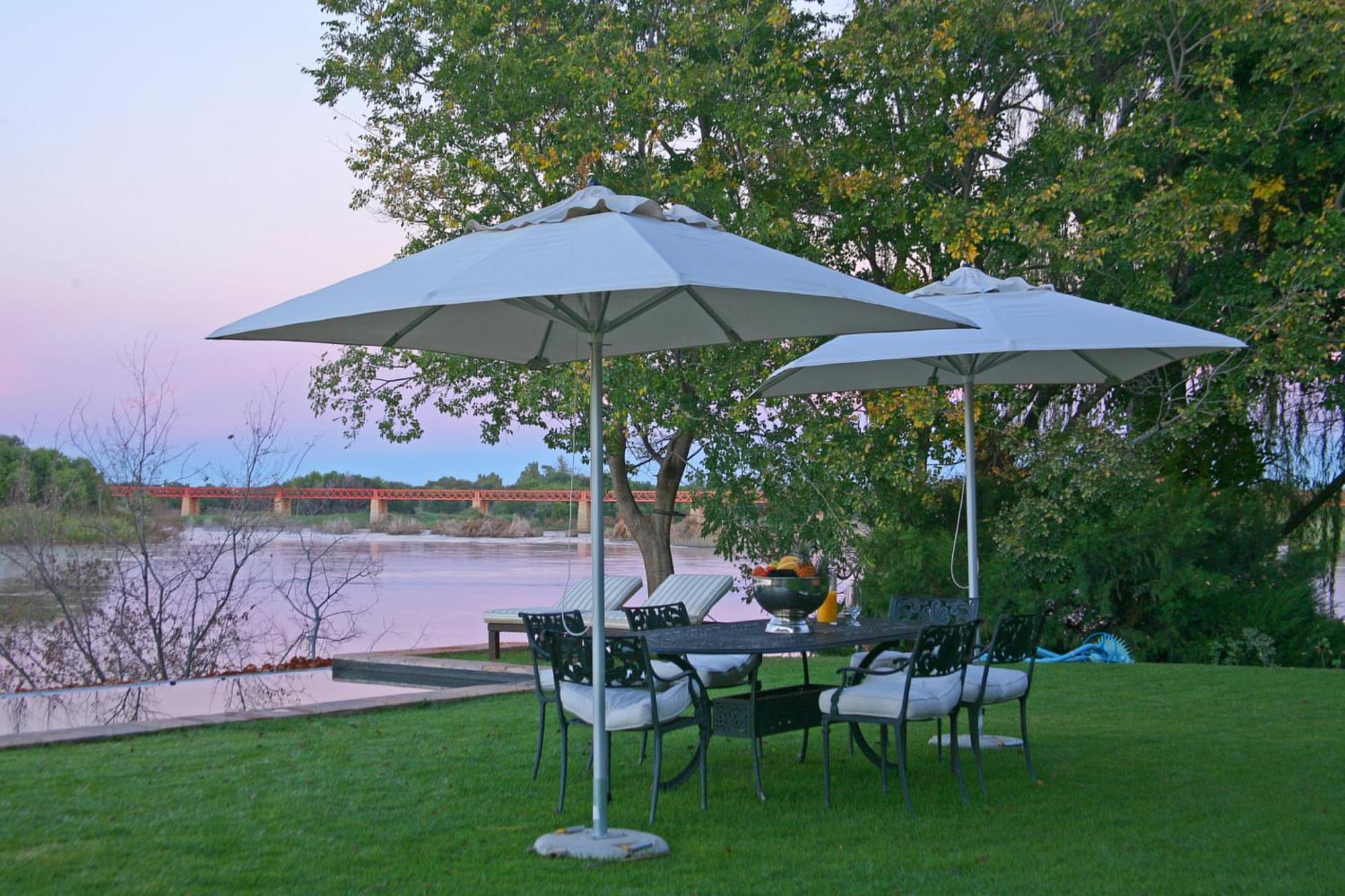 River Place Manor Ъпингтън Екстериор снимка