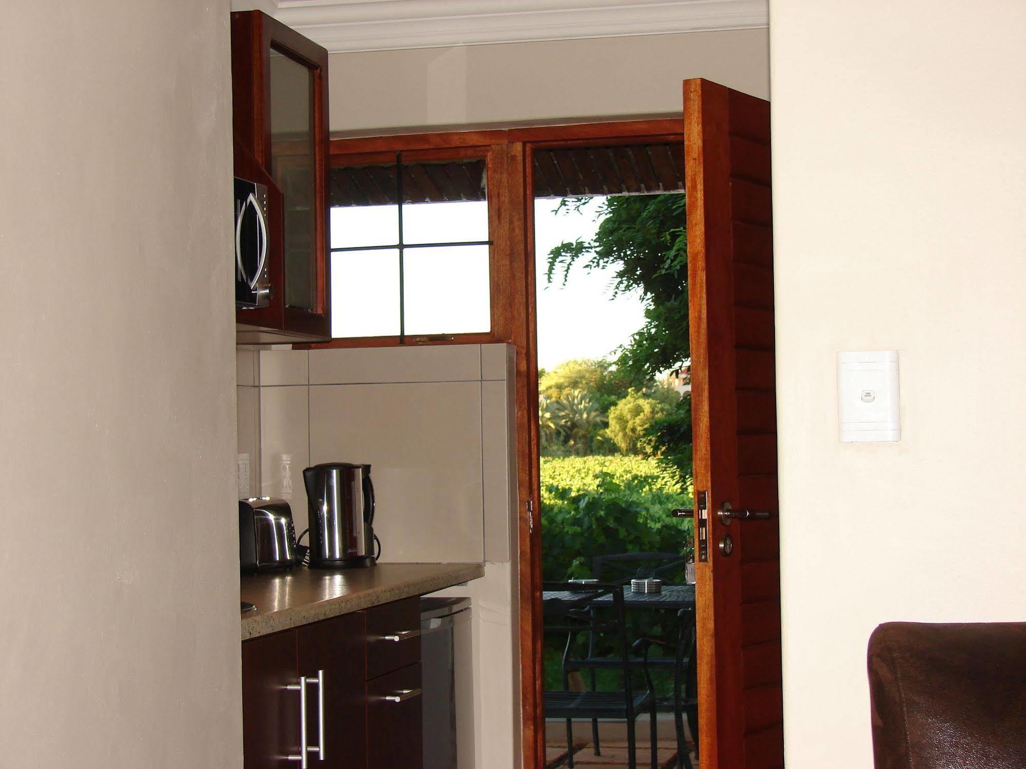 River Place Manor Ъпингтън Екстериор снимка