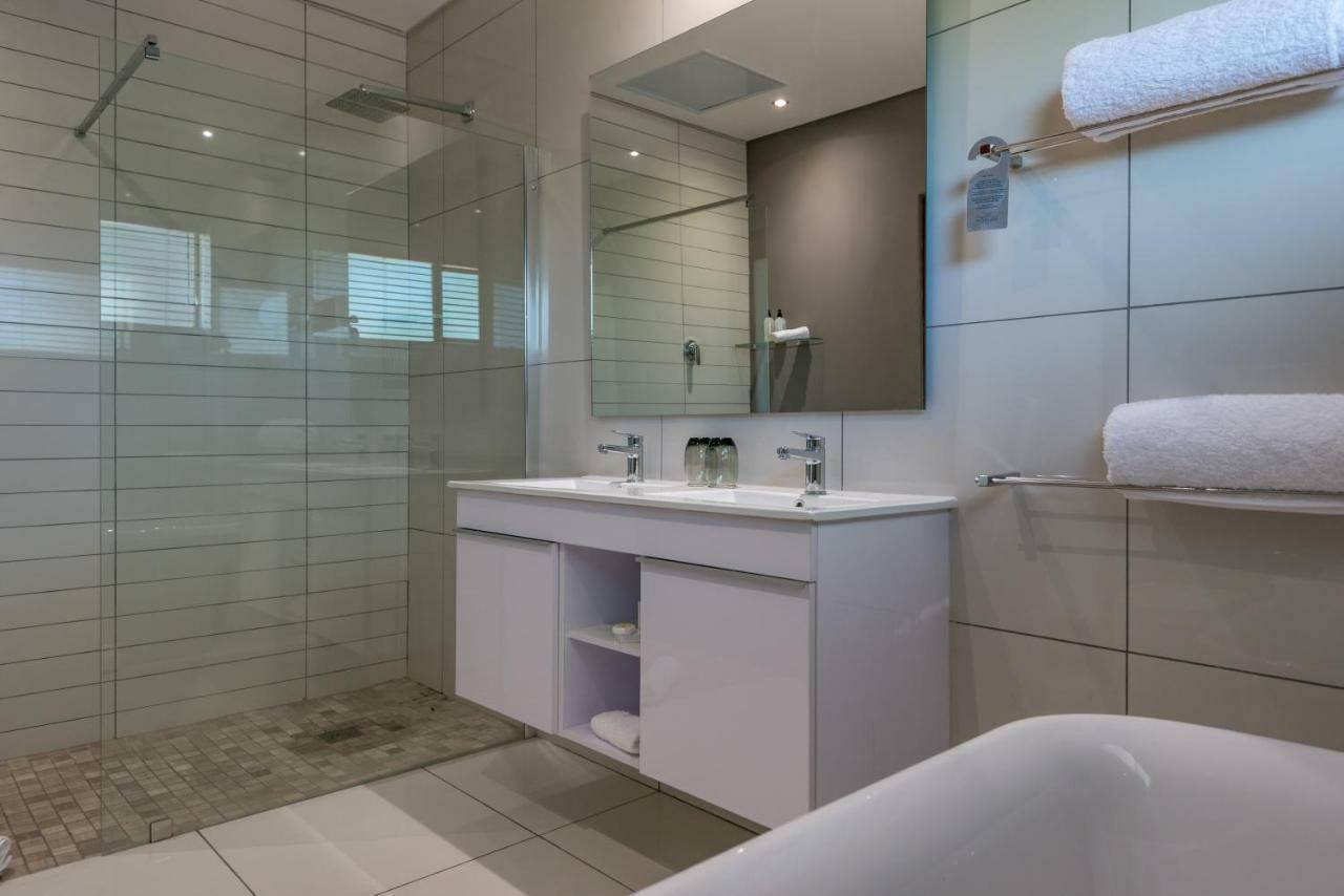 River Place Manor Ъпингтън Екстериор снимка
