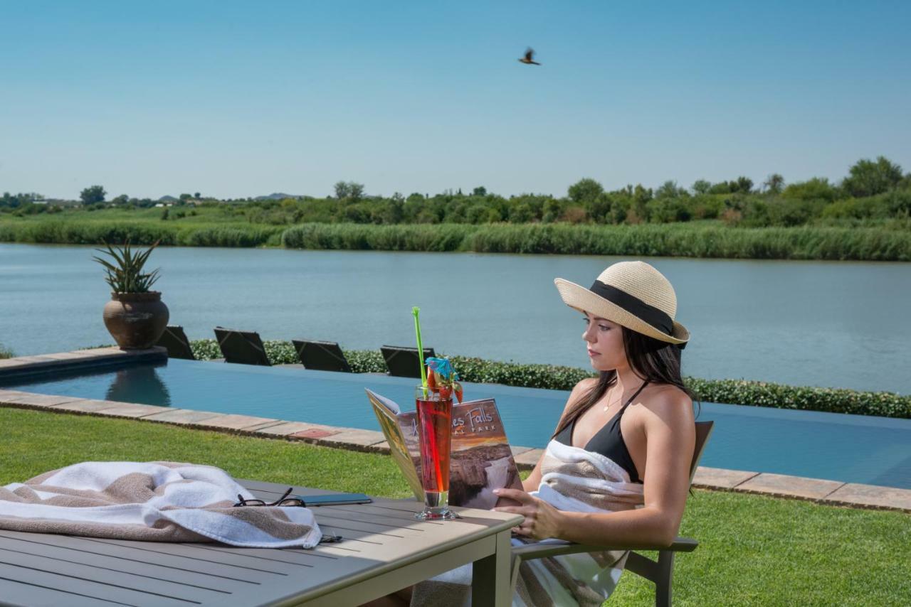 River Place Manor Ъпингтън Екстериор снимка